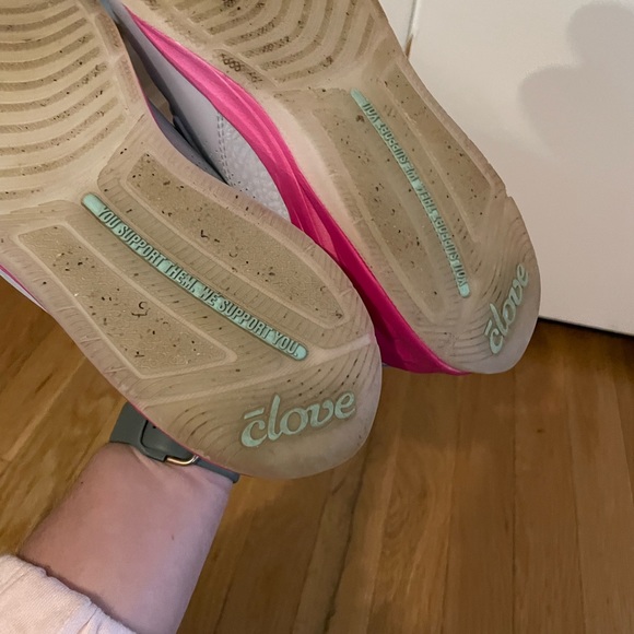 Clove sneakers size 7 - Picture 3 of 4